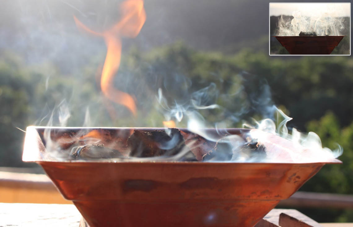 Lieiv dym agnihotra